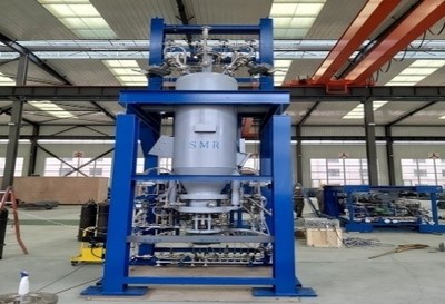 Solid catalyst feeding system